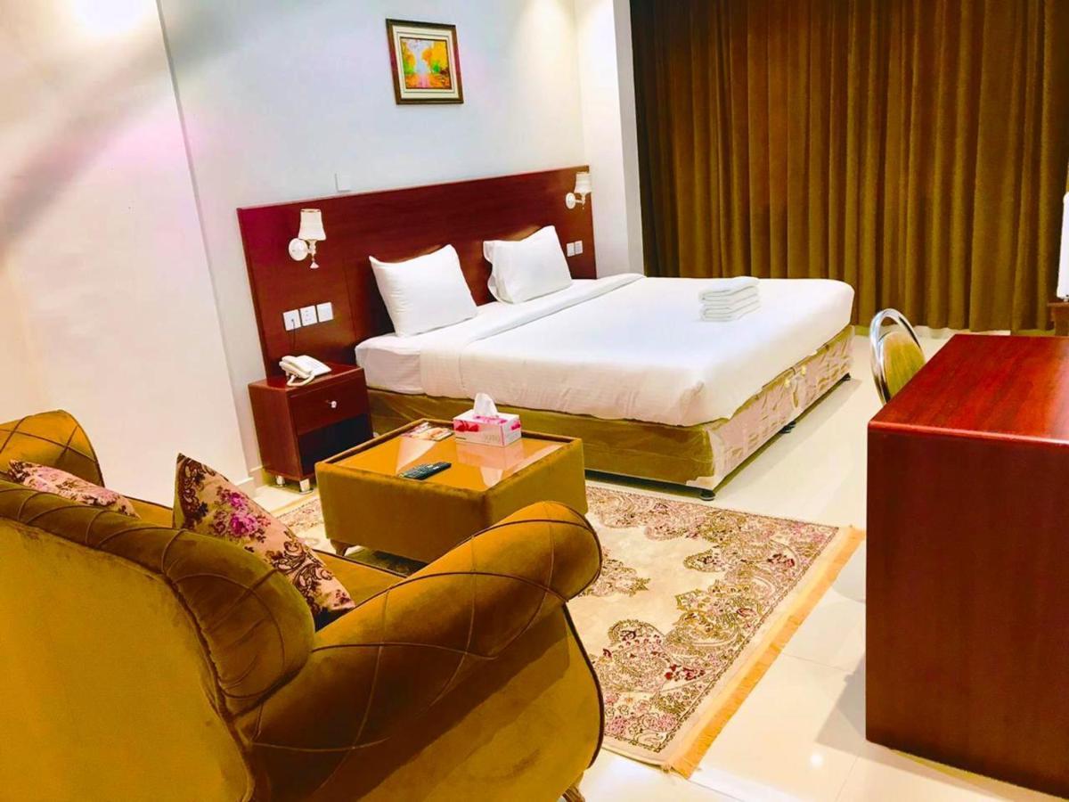Aljawhara Inn Hotel Seeb ภายนอก รูปภาพ