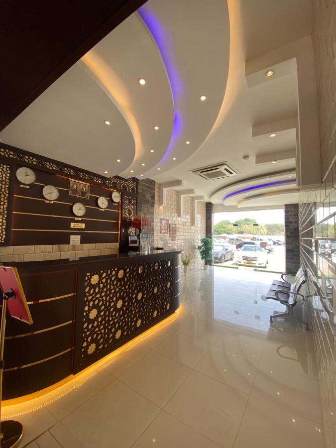 Aljawhara Inn Hotel Seeb ภายนอก รูปภาพ